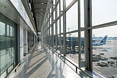 《皇家骑士团：重生》赞誉宣传片 值得一试